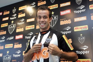 rafael cruz bruno cantini 300x199 - Atl&eacute;tico x Guarani - Previs&atilde;o do tempo