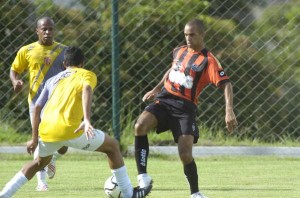 samba zagueiro 300x198 - Atl&eacute;tico x Guarani - Previs&atilde;o do tempo