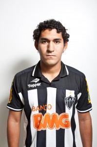 sub23 paulinho 199x300 - Cear&aacute; 0x0 Atl&eacute;tico - "T&aacute; tudo errado!"