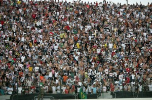 torcida sete lagoas x prudente 300x199 - Camisa doze em campo