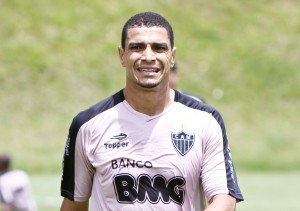 fabiano cara de torta 300x211 - Atl&eacute;tico x Palmeiras - O sonho continua