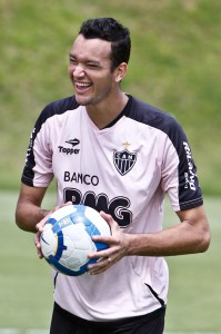 rever rachando 199x300 - Vivendo o milagre