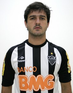 HUGO BRUNO MARTINS 237x300 - Retrospectiva 2010 - Maio