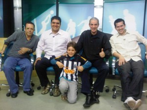 IMG00091 20100816 1310 300x225 - Galo em Fam&iacute;lia - Relatos