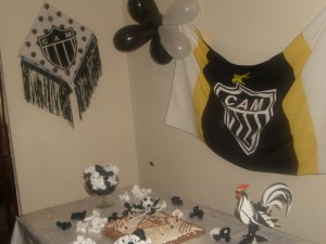 S7301428 300x225 - Galo em Fam&iacute;lia - Relatos