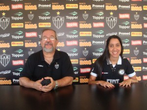 foto 2 300x225 - Galo em Fam&iacute;lia - Relatos