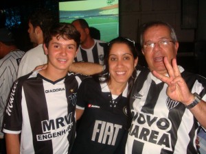 foto 300x225 - Galo em Fam&iacute;lia - Relatos