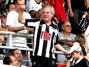 galo e meu amor chicopinheiro 300x227 - O Chico &eacute; Galo