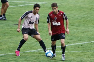 wendel e neto berola 300x199 - Retrospectiva 2010 - Outubro