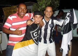 DSC00846 300x215 - Galo em Fam&iacute;lia - Cidade do Galo
