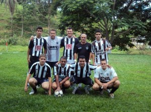 5 300x223 - Galo em Fam&iacute;lia - Tardelli e Renan visitam Arthur