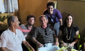 jones gabriel roberto e cris 300x179 - Galo em Fam&iacute;lia - Tardelli e Renan visitam Arthur