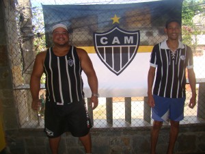 DSC00545 300x225 - Galo em fam&iacute;lia &ndash; Onde est&aacute; meu &iacute;dolo? (Bui&atilde;o)