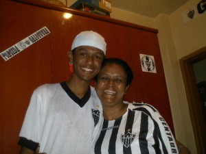 PICT0789 300x225 - Galo em Fam&iacute;lia - Tino Marcos na Cidade do Galo