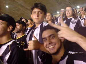 277012299 300x225 - Galo em Fam&iacute;lia - Onde est&aacute; meu &iacute;dolo (Everton)