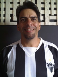 Helton 1 225x300 - Galo em Fam&iacute;lia - Onde est&aacute; meu &iacute;dolo (Everton)