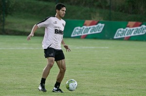 magno treino 300x199 - N&uacute;meros na mira - 2011