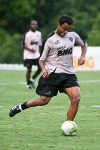 mancini careta 200x300 - N&uacute;meros na mira - 2011