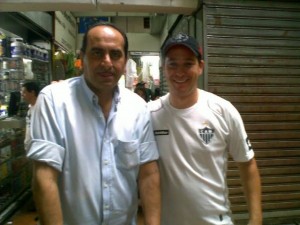 pu3jm 300x225 - Galo em Fam&iacute;lia - Onde est&aacute; meu &iacute;dolo (Everton)