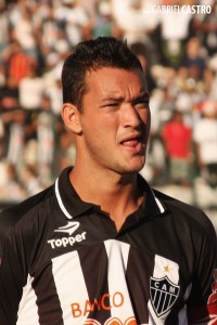 294524590 200x300 - Saudade e felicidade de um filho atleticano