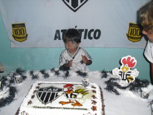CIMG1109 300x225 - Galo em Fam&iacute;lia - Paz