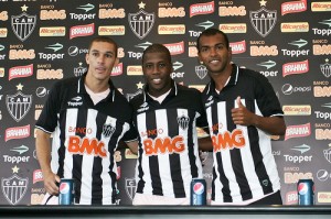 trio apresentado 300x199 - Nada de misto, por favor