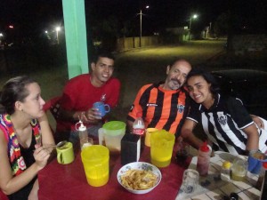 DSC03372 300x225 - Galo em Fam&iacute;lia - Primeiras palavras