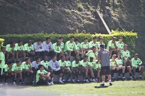 cuca e time bruno cantini 300x199 - N&uacute;meros na Mira - Curiosidades