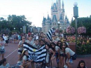 5989721520 8ef1cc99ab o 300x225 - Galo em Fam&iacute;lia - Atl&eacute;tico homenageia torcedora de 91 anos