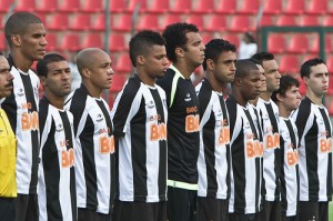 6204835528 be550d968d 300x199 - Entre o otimismo e o pessimismo, a f&eacute;