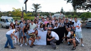 as duas vans seven lakes 300x168 - Retrospectiva 2011 - Maio