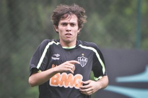 bernard cara feia bruno cantini 300x199 - Resultado da enquete - Segundo turno