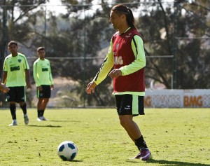 visual do cambalhota 300x237 - Retrospectiva 2011 - Abril