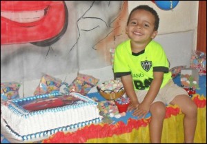 291711 170390819714904 100002319612688 334357 39484316 n 300x209 - Galo em Fam&iacute;lia - Para sempre, 71
