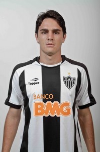 liam bruno cantini 199x300 - Resultado da enquete - Zagueiros
