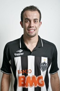 rafael cruz oficial 199x300 - Jheimy e Rafael Cruz prorrogam contrato