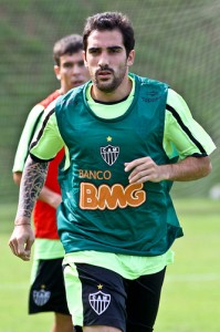 escudero treino Bruno cantini 199x300 - Resultado da enquete - A surpresa em 2012