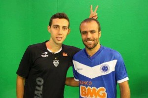 562634 420187721332737 100000245393568 1475537 116914483 n 300x199 - Pobre Roger!