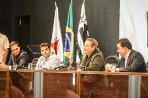 6992942740 e6f76c013b 300x199 - Dor de cabe&ccedil;a com o Galo na Veia