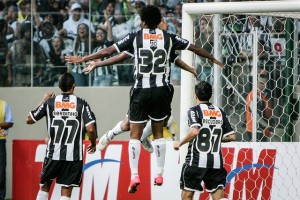 voo de r49 e jo bruno cantini 300x200 - Voc&ecirc;s merecem viver dezembro