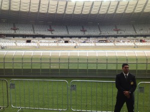 IMG 0653 300x224 - Um dia no novo Mineir&atilde;o