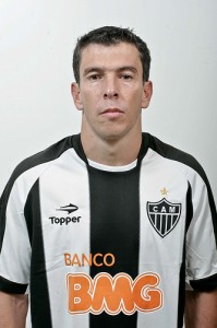 leandro oficial Bruno cantini 199x300 - Retrospectiva 2012 - Janeiro