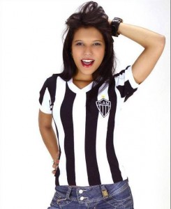 1455008 341759742634233 2084526480 n 245x300 - Camisas especiais para o fim do ano