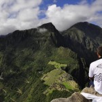 Lucas Conrado Silva com a camisa da Cariogalo em Machu Picchu 150x150 - MUNDO ALVINEGRO (PARTE 4)