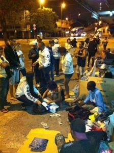 CigNT9 W0AAY8JT 224x300 - Galoucura Noroeste distribui sopas e agasalhos para moradores de rua