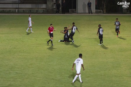 MG 5401 450x300 - Galeria de fotos - Atl&eacute;tico 2x2 Figueirense (Ta&ccedil;a BH)