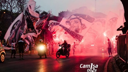 14317426 1084623711617086 2073832456545940265 n 450x255 - Torcida recebe o time no Horto - Atl&eacute;tico 1x0 Sport