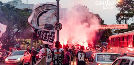 14390631 1084623534950437 4531734894054101482 n 450x217 - Torcida recebe o time no Horto - Atl&eacute;tico 1x0 Sport