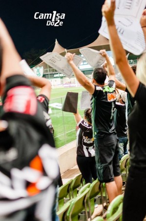 14440691 1093100930769364 8177615471248484215 n 299x450 - Eu na arquibancada - Atl&eacute;tico 3x1 Internacional