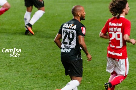 14463127 1093158400763617 3492494258752049737 n 450x299 - Eu na arquibancada - Atl&eacute;tico 3x1 Internacional